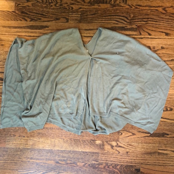 Forever 21 green poncho sweater - Picture 1 of 3
